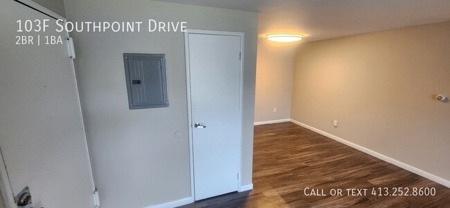 Photo - 103 Southpoint Dr