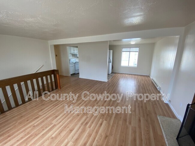 Photo - 704 Ferris Ct Unit Apt. 1