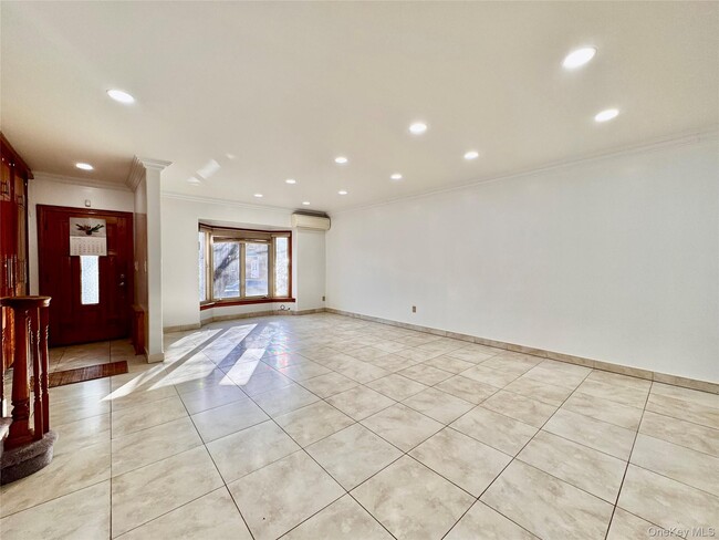 Building Photo - 141-17 77th Ave Rental