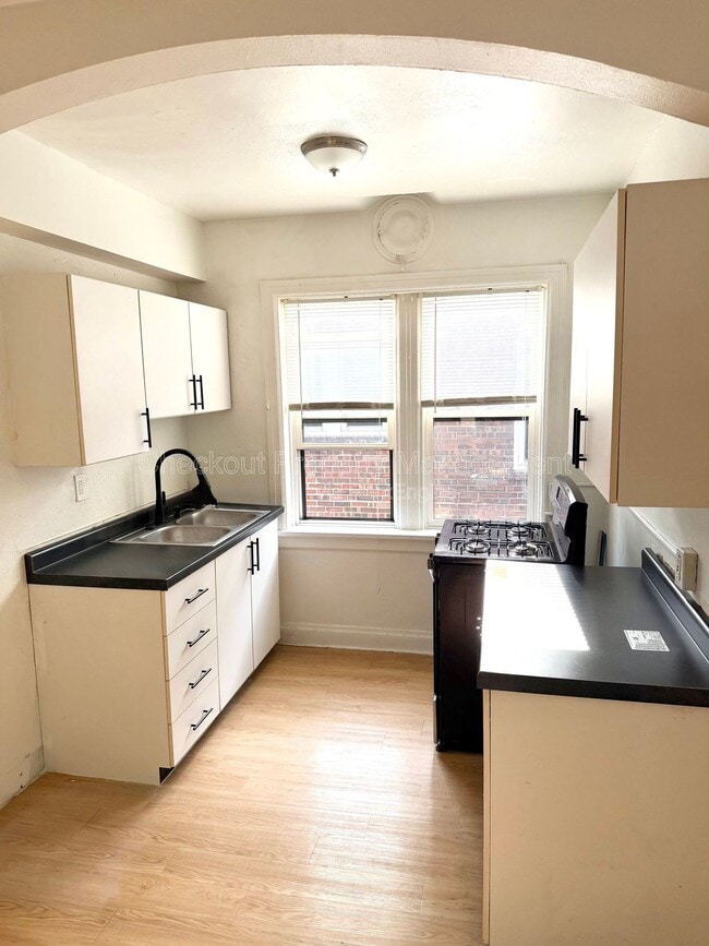 Photo - 7340 Forsyth Blvd Unit 307