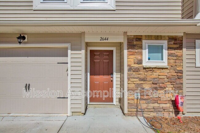 Photo - 2644 Middle Br Bnd