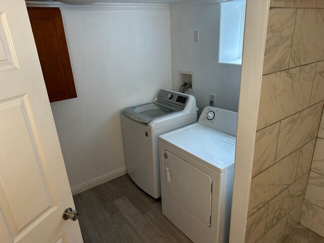 Photo - 1514-1516 19th Ave Unit B