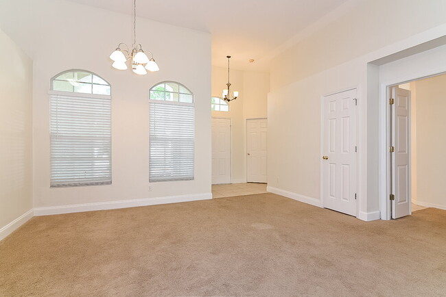 6115 Wesley Brook Dr
