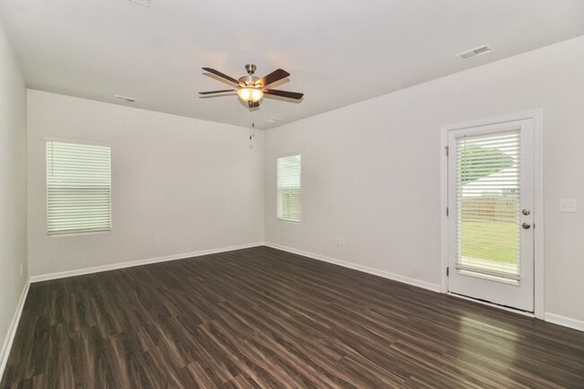 Photo - 3820 Starry Sky Rd