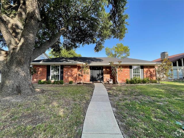 Building Photo - 5226 Pensacola Dr Rental