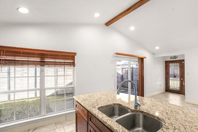 Photo - 5609 Hollow Pines Dr