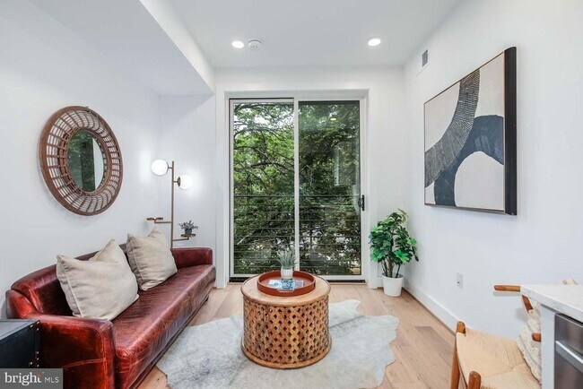 Photo - 2601 30th St NE Unit 12