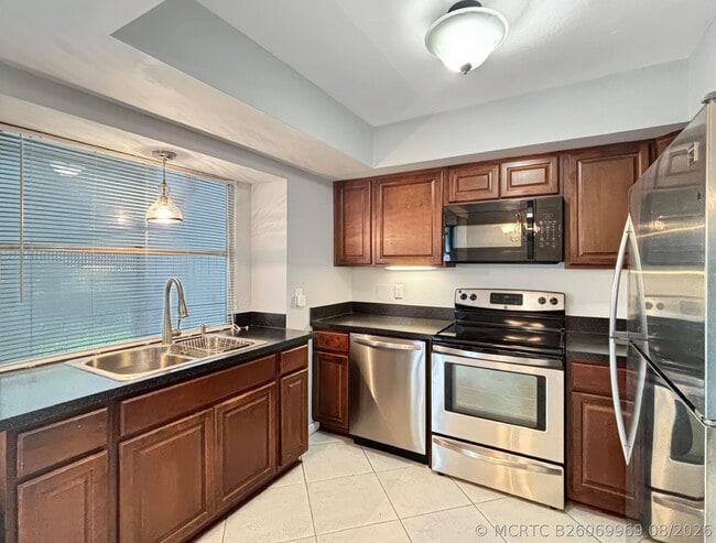 Photo - 3154 Meridian Way S Unit 6