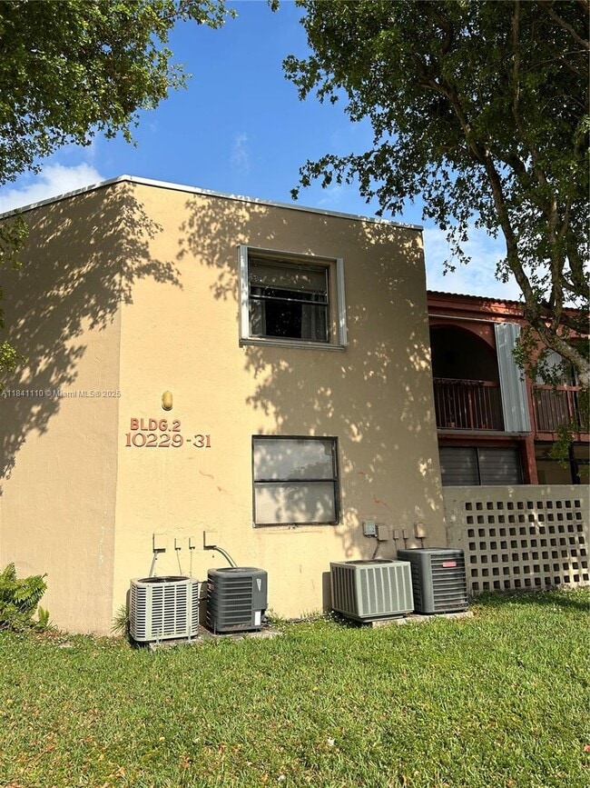 Photo - 10229 NW 9th Street Cir Unit 114-2
