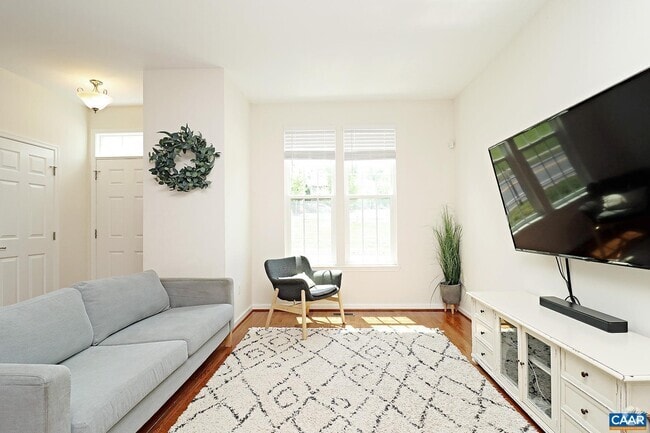 Building Photo - 1874 Verona Dr Rental