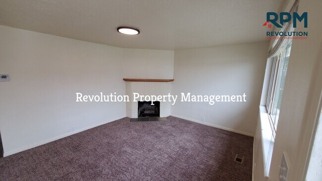 Photo - 607-607 E 350 N Unit 605