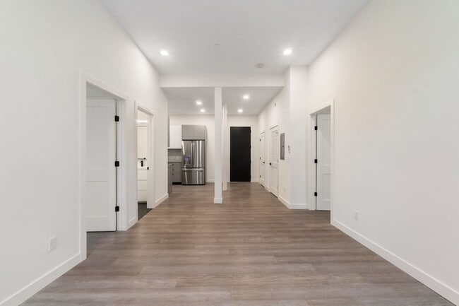 Photo - 217 Essex St Unidad 302