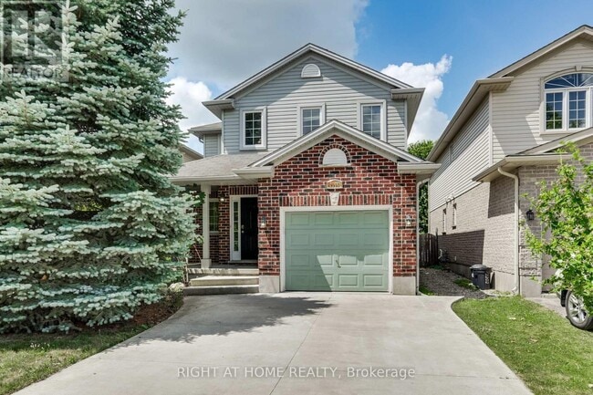 Photo - 2206 Coronation Dr