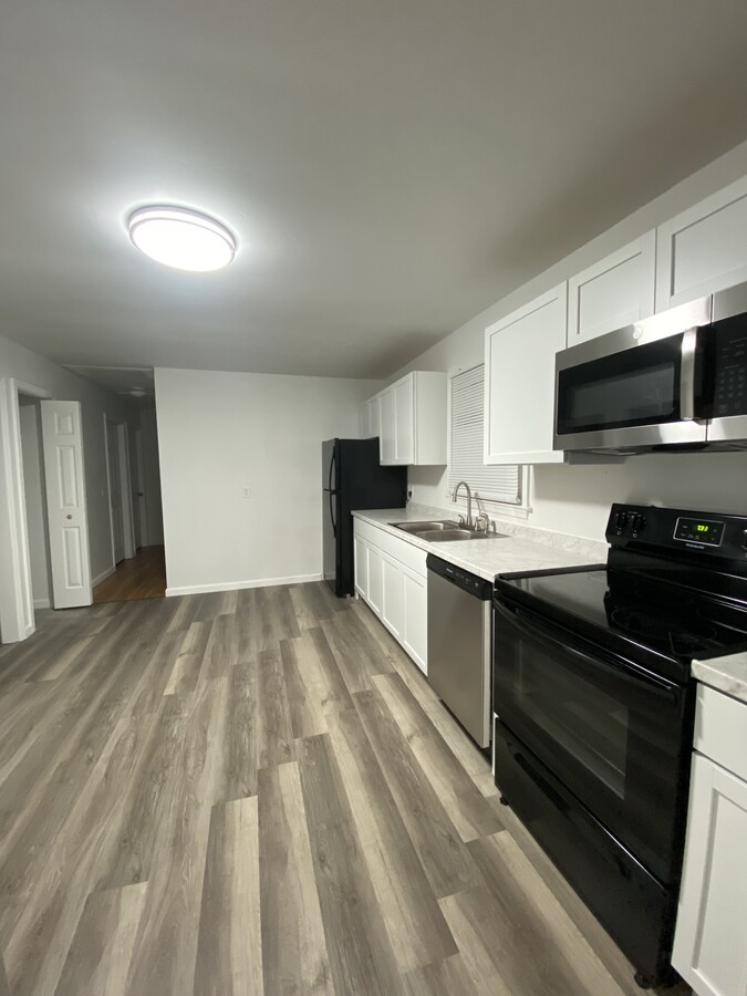 Photo - 148 Shamrock Dr