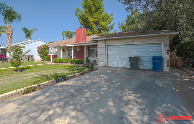 Building Photo - 3720 Apache Ave Unit 3720 Apache Ave A