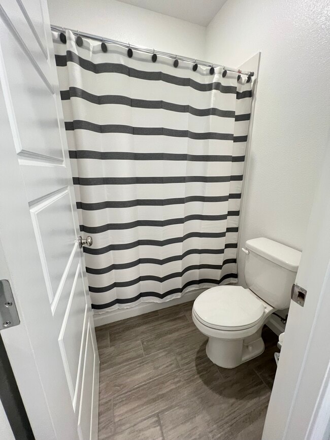 Photo - 8877 Monroe Dr