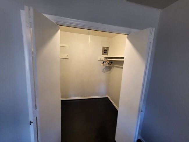Photo - 510 Cynisca St