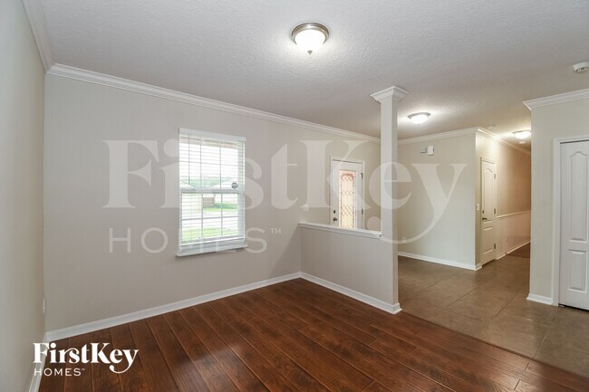 Photo - 10280 Magnolia Hills Dr