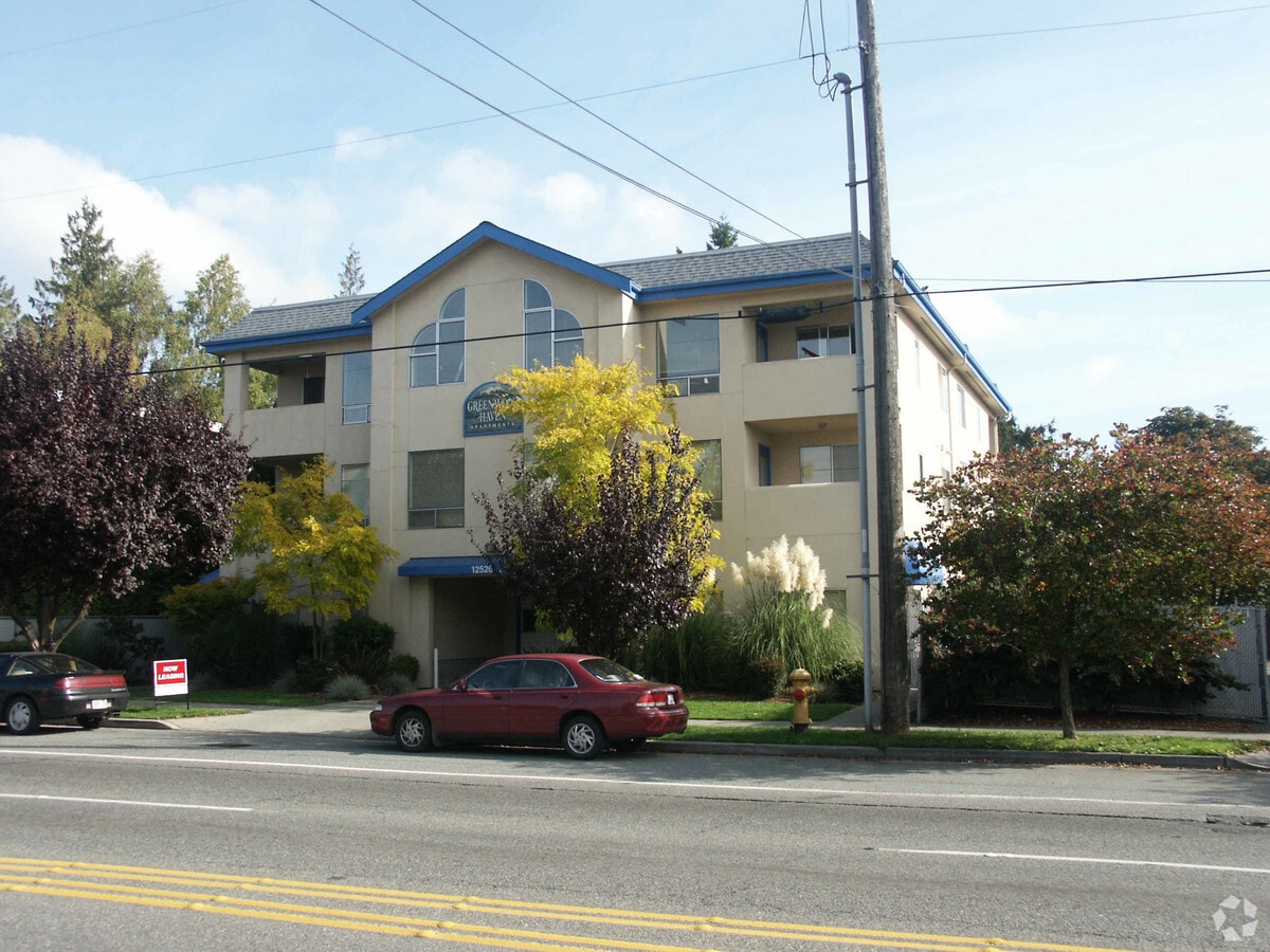 Greenwood Haven - Greenwood Haven Apartments