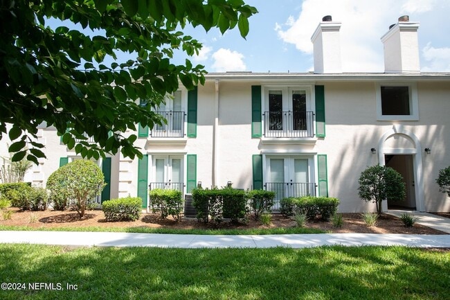 Photo - 13715 Richmond Park Dr N Unidad 604