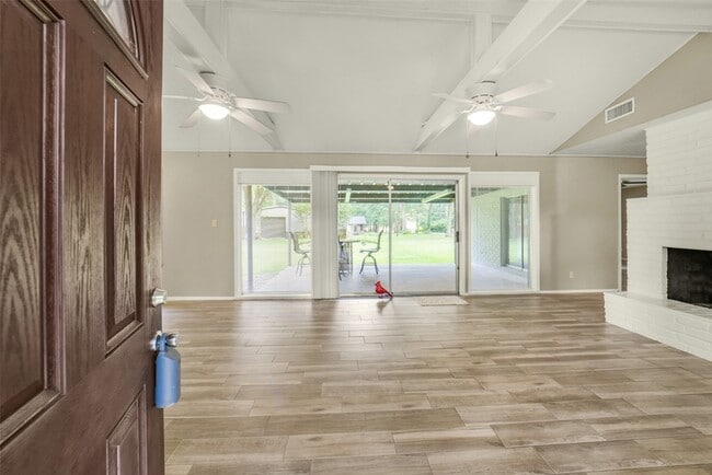 Photo - 23807 Red Oak Dr