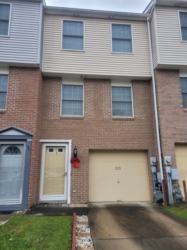 Building Photo - 503 Tyler Dr Rental
