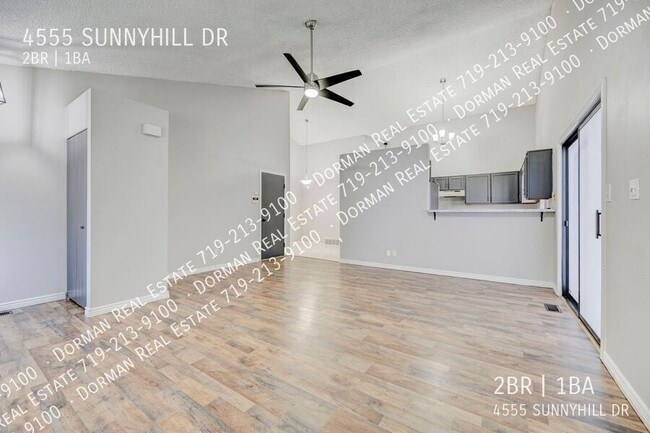 Photo - 4555 Sunnyhill Dr
