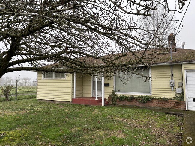 Building Photo - 2190 17th St NE Rental