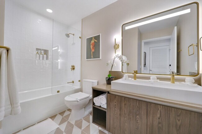 Photo - 33 NE 2nd Ave Unidad ID1059808P