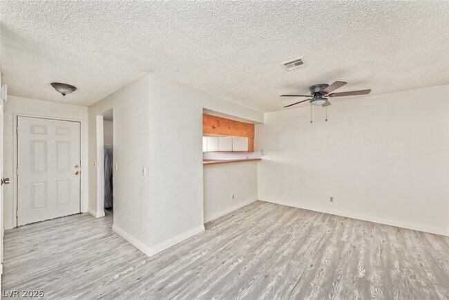 2080 E Karen Ave Unit B63