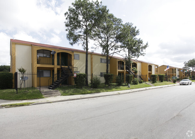 Building Photo - Palms at Baytown Rental