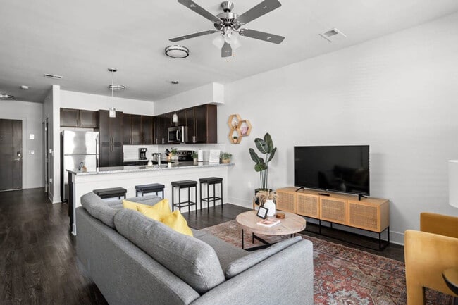 Photo - 1425 E 86th St Unit ID1014566P