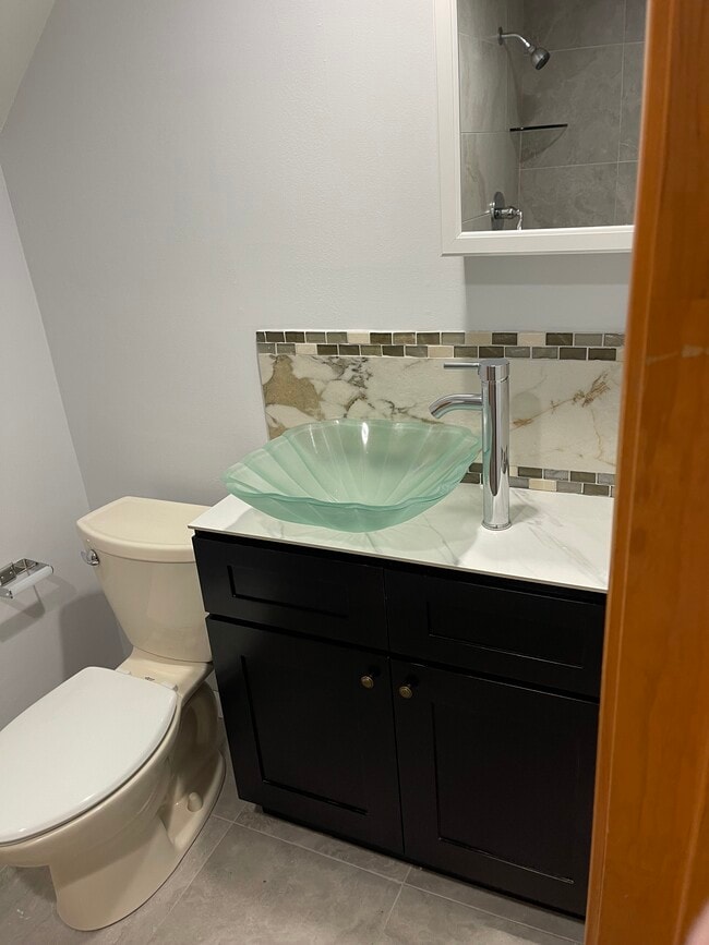 Photo - 5016 Reno St