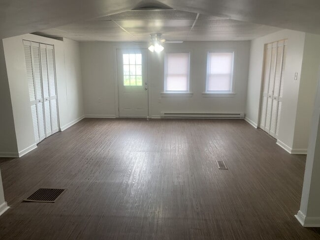 Photo - 41-43 North Main Street Unidad 41 North Main Street