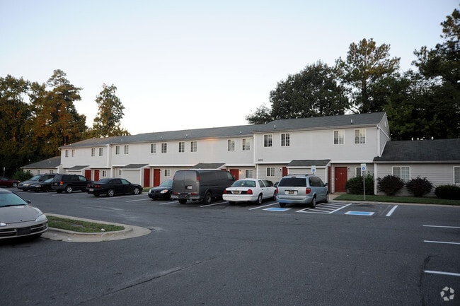 Little Creek Apartments