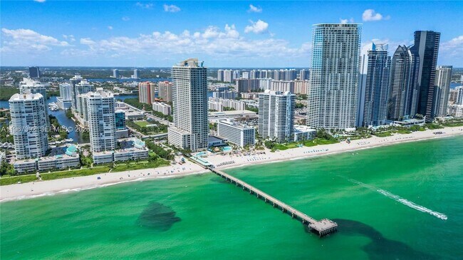 16699 Collins Ave Unit 2709