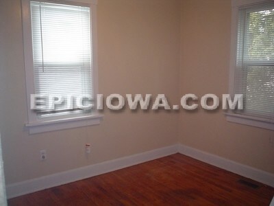 Photo - 1303 Oakland Rd NE