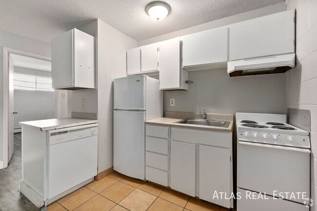 Building Photo - 1906 11th Ave Unit 105 Rental