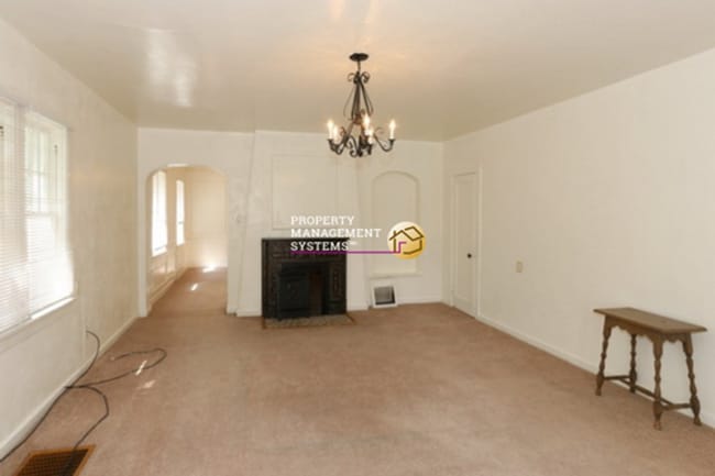 Photo - 309sa - S Unidad #1