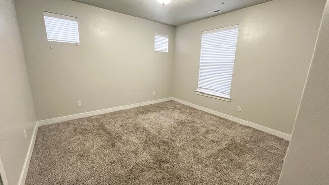 Photo - 3 Bedroom/2 Bathroom Condo in Lehi Unit A203