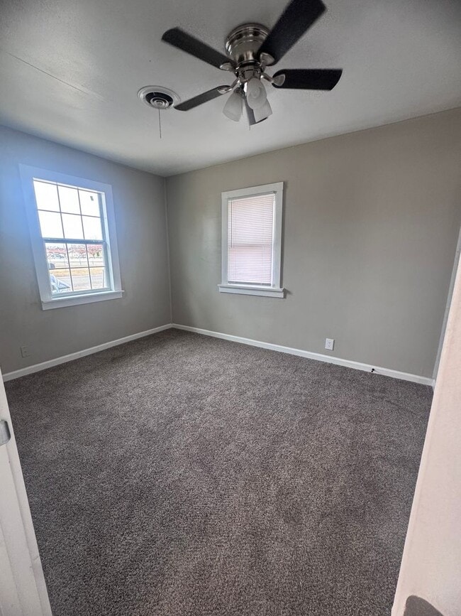 Photo - 3409 S Polk St