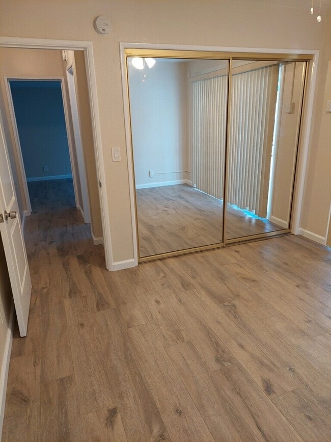 Photo - 2113 Gates Ave Unit C