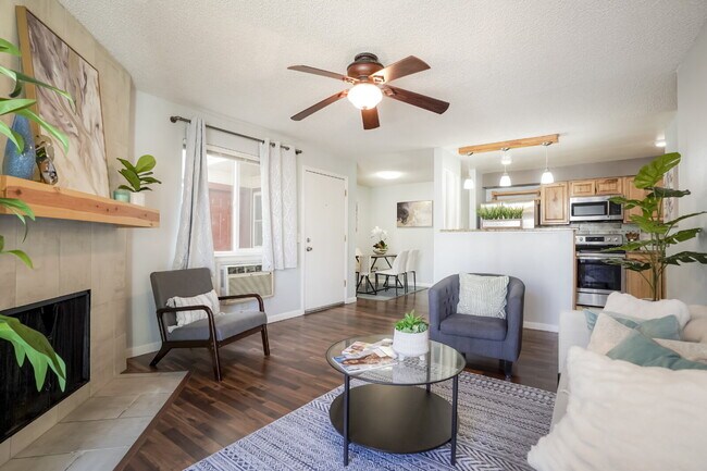 Photo - 2 Bedroom/2 Bathroom Condo - Aurora Unit C-303