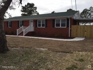 Building Photo - 460 Sand Ridge Rd Rental