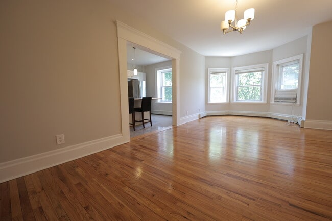 Photo - 318 Tappan St