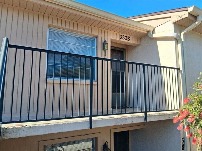 Building Photo - 3838 Staysail Ln Unit 3838