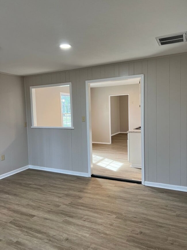 Photo - 3 Bedroom 1 Bath home in Millington near School