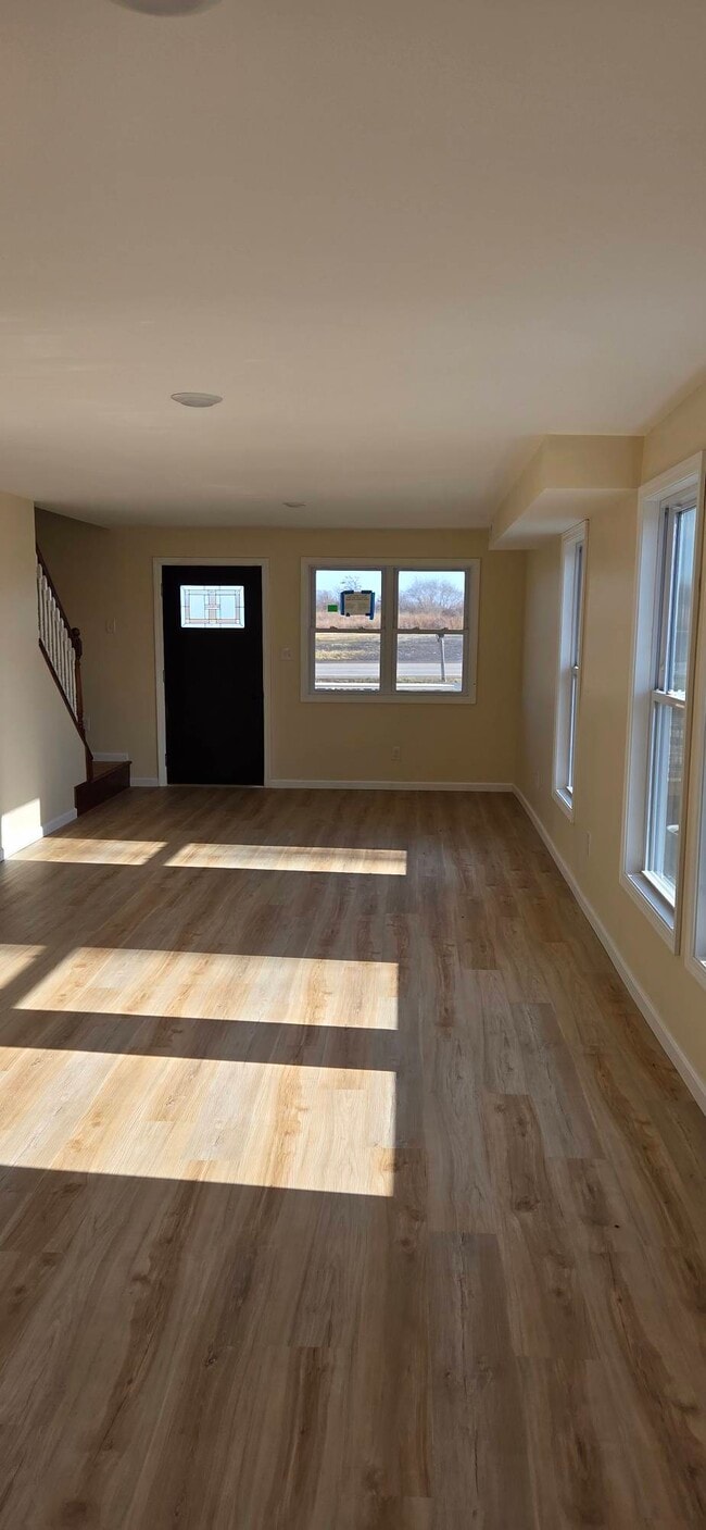 Photo - 4660 Model City Rd