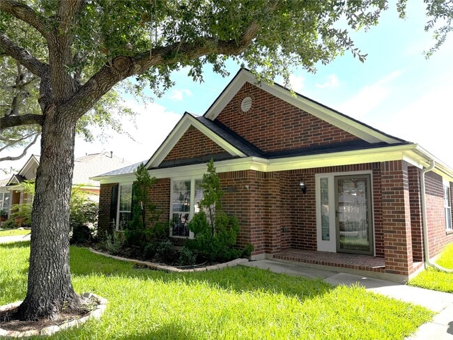 Photo - 3906 Eastland Lake Dr