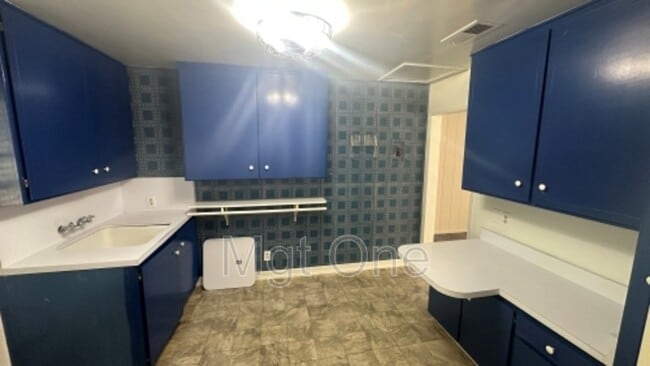 Photo - 2944 McAllister St